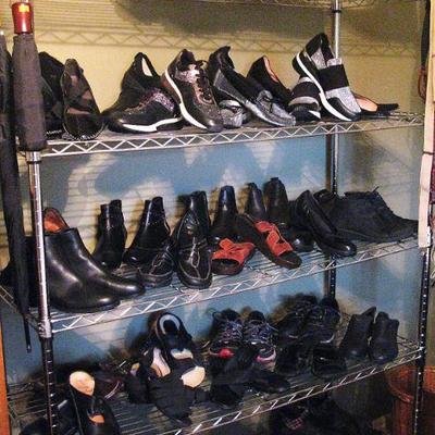 Women's Shoes 7 to 8 1/2 Sizes