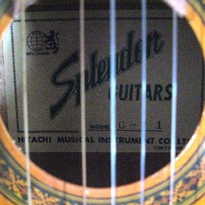 Vintage Splendor Guitar with Case