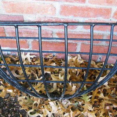 Metal Planting Wall Basket