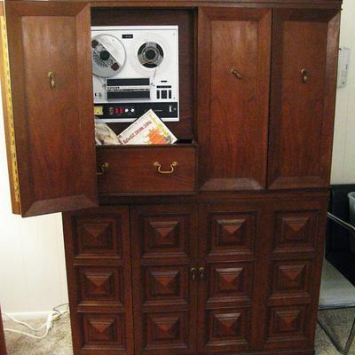 Drexel Cabinet with Built in Stereo / Turntable / Reel to Reel.