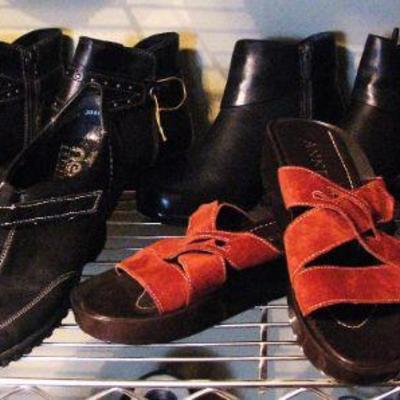 Women's Shoes 7 to 8 1/2 Sizes