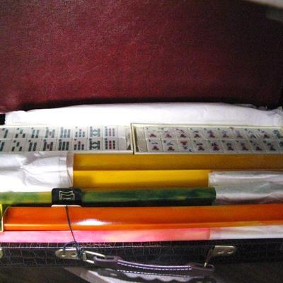 Vintage Japanese Mah Jong Set Royal Games with Tiles Four Racks Leather Croco Case / New Old Stock