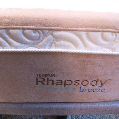 Tempur-Pedic Luxe Breeze Queen Bed Adjustable - Head-Feet and Thickness w/Remote