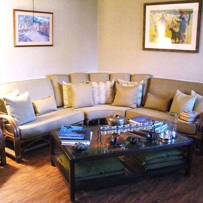 McGuire 5pc Wood Rattan Boho Corner Sectional. This is like new hardly if ever used