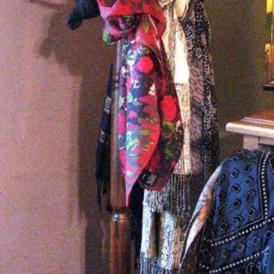 Women's Hats / Scarves Nice Wood Coat Rack