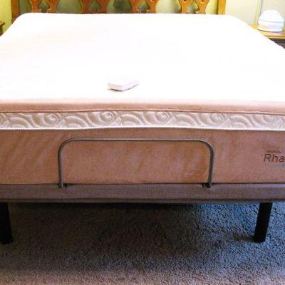 Tempur-Pedic Luxe Breeze Queen Bed Adjustable - Head-Feet and Thickness w/Remote