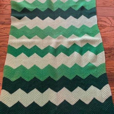 Vintage Chevron Pattern Green Crochet Blanket