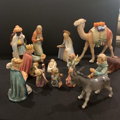 Hummel Nativity  Set