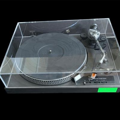 Technics Direct Drive Automatic Turntable System SL-1900
