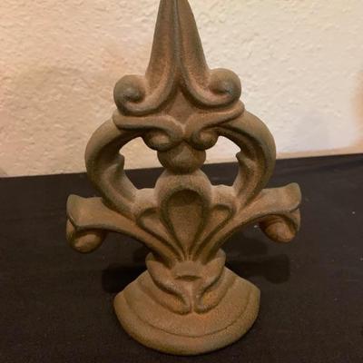 Cast Iron Fleur De e 