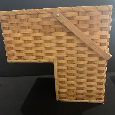 Stair Step Basket with Swivel Handle