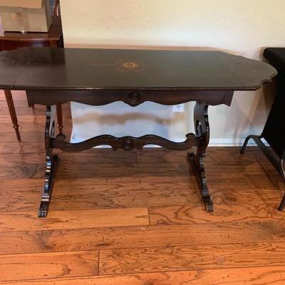 St. Johnâ€™s Table Company Drop Leaf with Painted Inlay