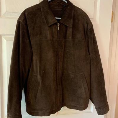 Round tree and York Mens Suede Jacket Large