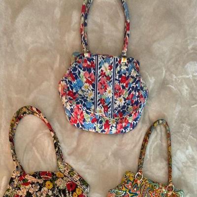 https://www.ebay.com/itm/115947732367 CV1148 LOT OF 3 VERA BRADLEY PURSES