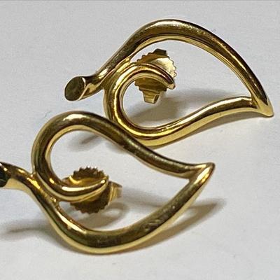 https://www.ebay.com/itm/126144170129 CV1126 18 K GOLD DOUBLE HOOP PIN BROOCH