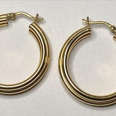https://www.ebay.com/itm/115946710899 CV1129 14 K GOLD HOOP EARRINGS