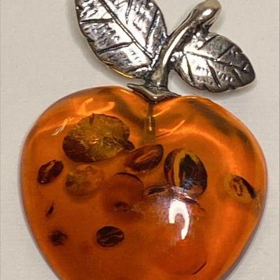 https://www.ebay.com/itm/126144176663 CV1118 STERLING SILVER BROOCH WITH BLACK STONE