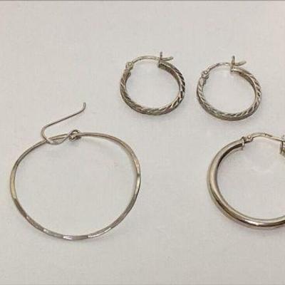 https://www.ebay.com/itm/126144190763 CV1103 STERLING SILVER ROUND EARRINGS, OT OF 3 PAIRS