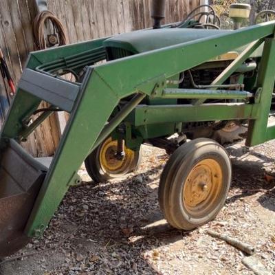 John Deere 1010D Tractor