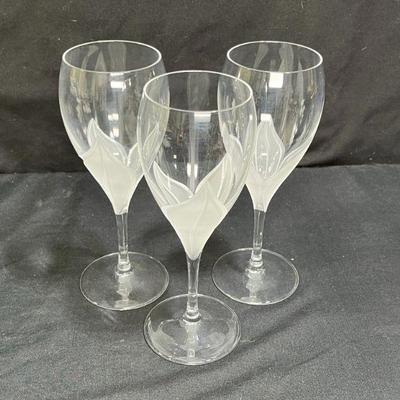 Cristal D'Arques Durand Linette Wine Glasses