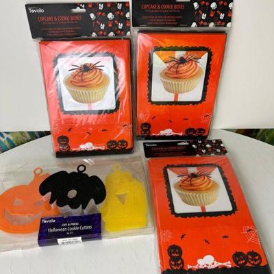 Halloween Cookie Cutters & Cupcake Boxes