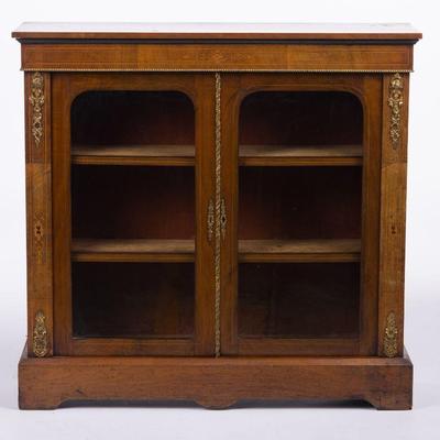 11. TWO DOOR FRENCH CABINET
40