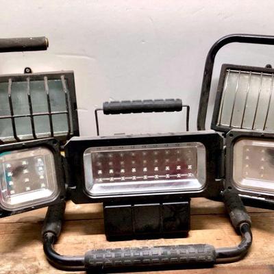 JUCR917 Worklights	3 The Designing edge adjustable worklights, 1 Winplus LED folding work light. Â All three work
