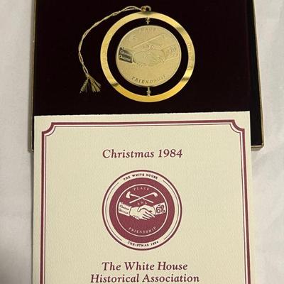 1984 White Hoiuse Xmas Ornament