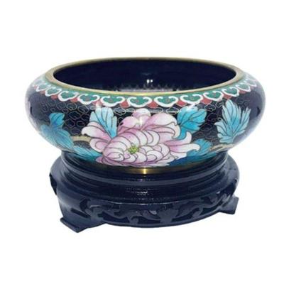 Lot 062 
Cloisonne Bowl with Chrysanthemum on Carved Wood Stand