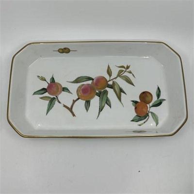 Lot 124  
Vintage Royal Worcester Evesham Peach Porcelain Serving Tray