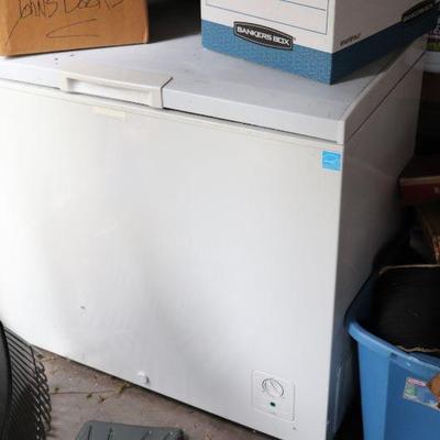 Freezer chest