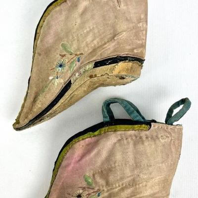 #23 â€¢ Antique Dusty Pink Embroidered Lotus Shoes w/Extended Heel Lift Back and Heel Straps
