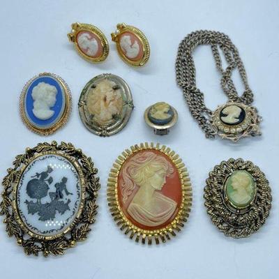 Vintage Costume Jewelry