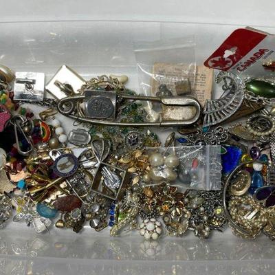 Vintage Costume Jewelry