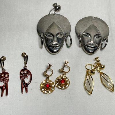 Vintage Costume Jewelry