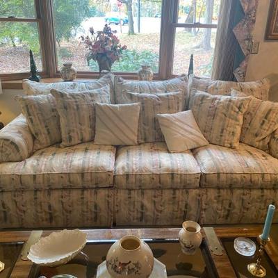 EstateSaleByOlga in Edison NJ