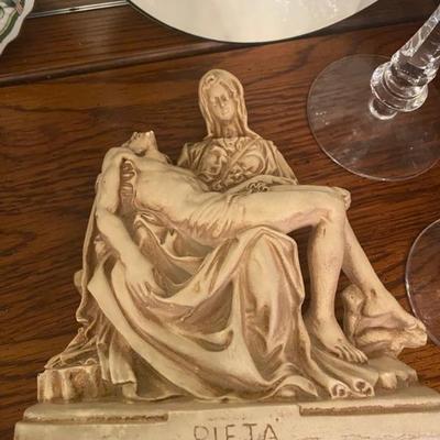 EstateSaleByOlga in Edison NJ