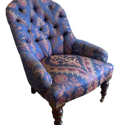 TRADITIONAL HAND TUFTED SLIPPER CHAIR