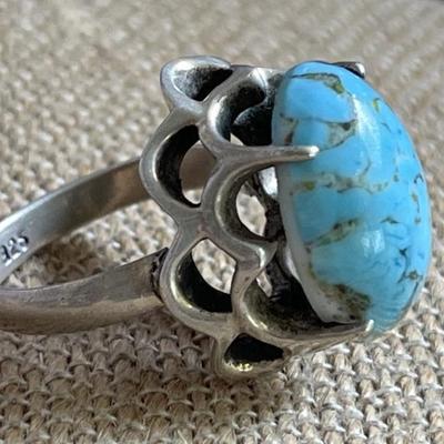 Vintage Sterling Silver and Turquoise Ring.