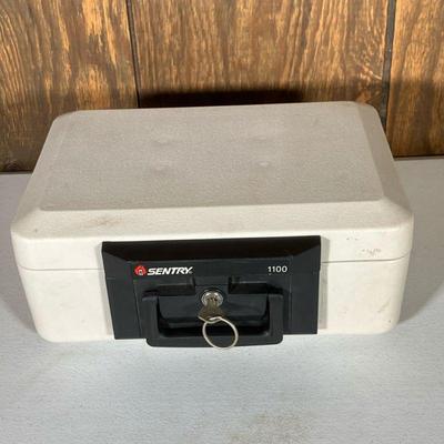 SENTRY SECURITY CHEST | Sentry Fire Safe Security Chest with key. - l. 14.25 x w. 11 x h. 6.125 in (Exterior)
