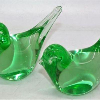 Lot 029   3 Bid(s)
Green glass birds