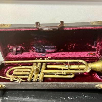 Beaumont Bugle In Lifton Case With Key

