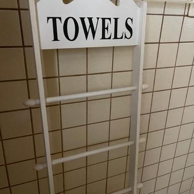 Towel rack 