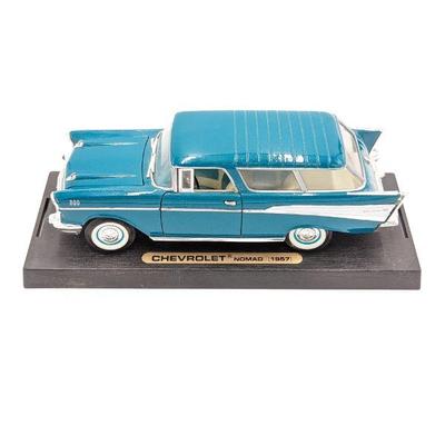 1/18 Scale Model Die Cast Metal Chevrolet Nomad 1957