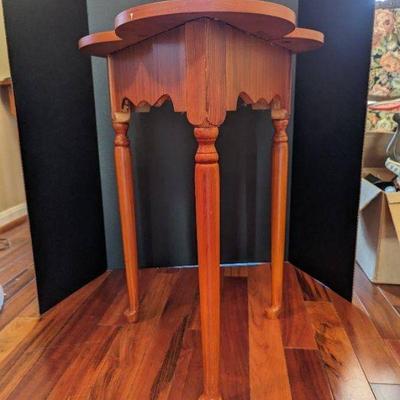 Small Tri-legged Table 19" diameter, 25.5" high (1 of 2)
