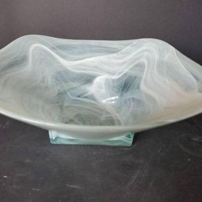 Pier 1 Glass Center Piece Bowl (15")