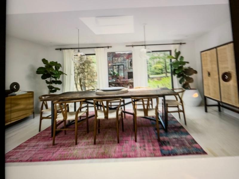 Southampton Full Contenst Tag Sale