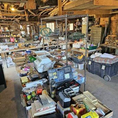 Estate sale photo