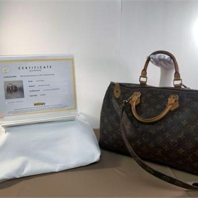 Buy and sell Used Louis Vuitton purses bags in North Olmsted Cleveland