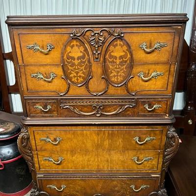Antique Chest of Drawers